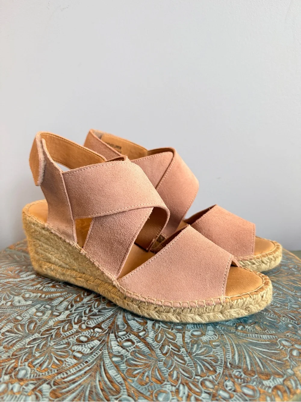 NWT! Jutelia pale pink suede wedge heel espadrilles size 39